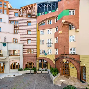 Corvin Corvin Wing Hotel